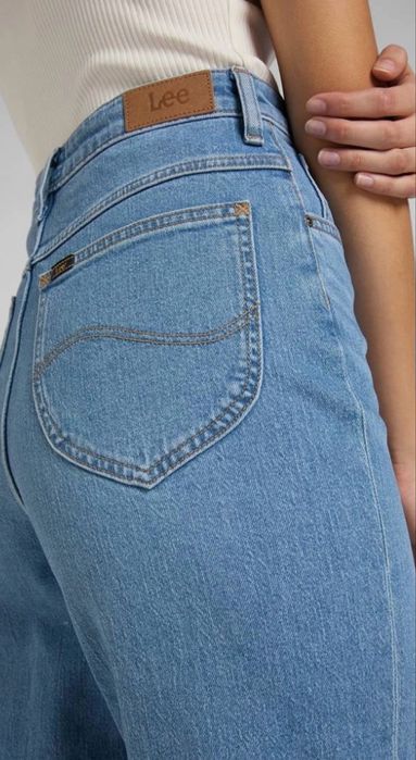 Oryginalne spodnie Lee super stan W26 L31