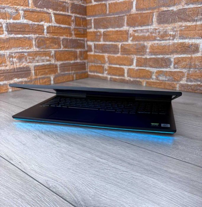 17,3ʼʼ 300Гц Dell G7 7700/RTX 2070 8gb/i7-10750H/SSD-512gb/RAM-16gb
