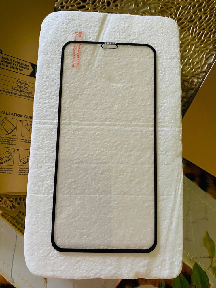 Защитное стекло для iPhone 11 / XR / 12 / 12 Pro (6.1") — новое