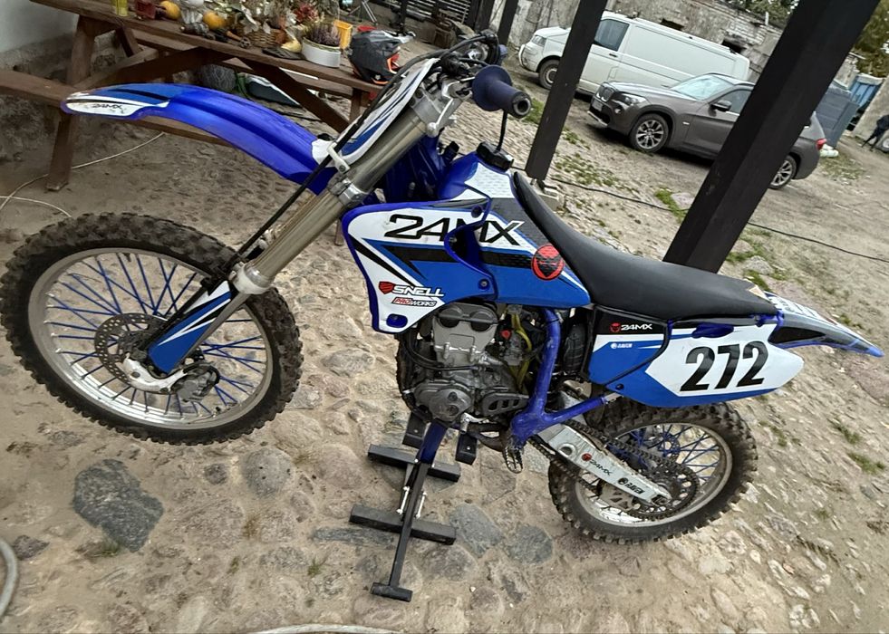 Yamaha yzf 250.