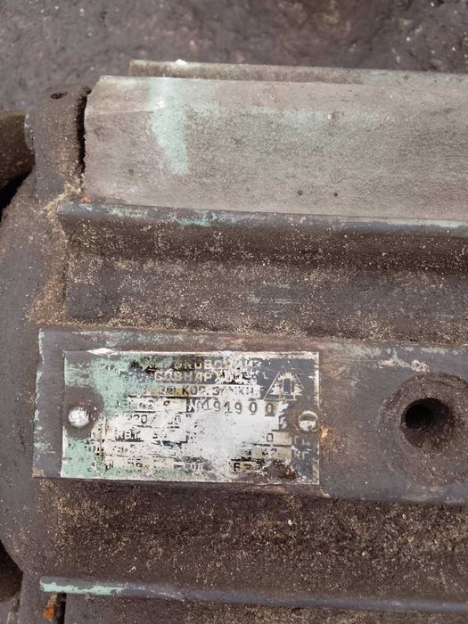 Электродвигатель 3,5 кВт в рабочем состоянии