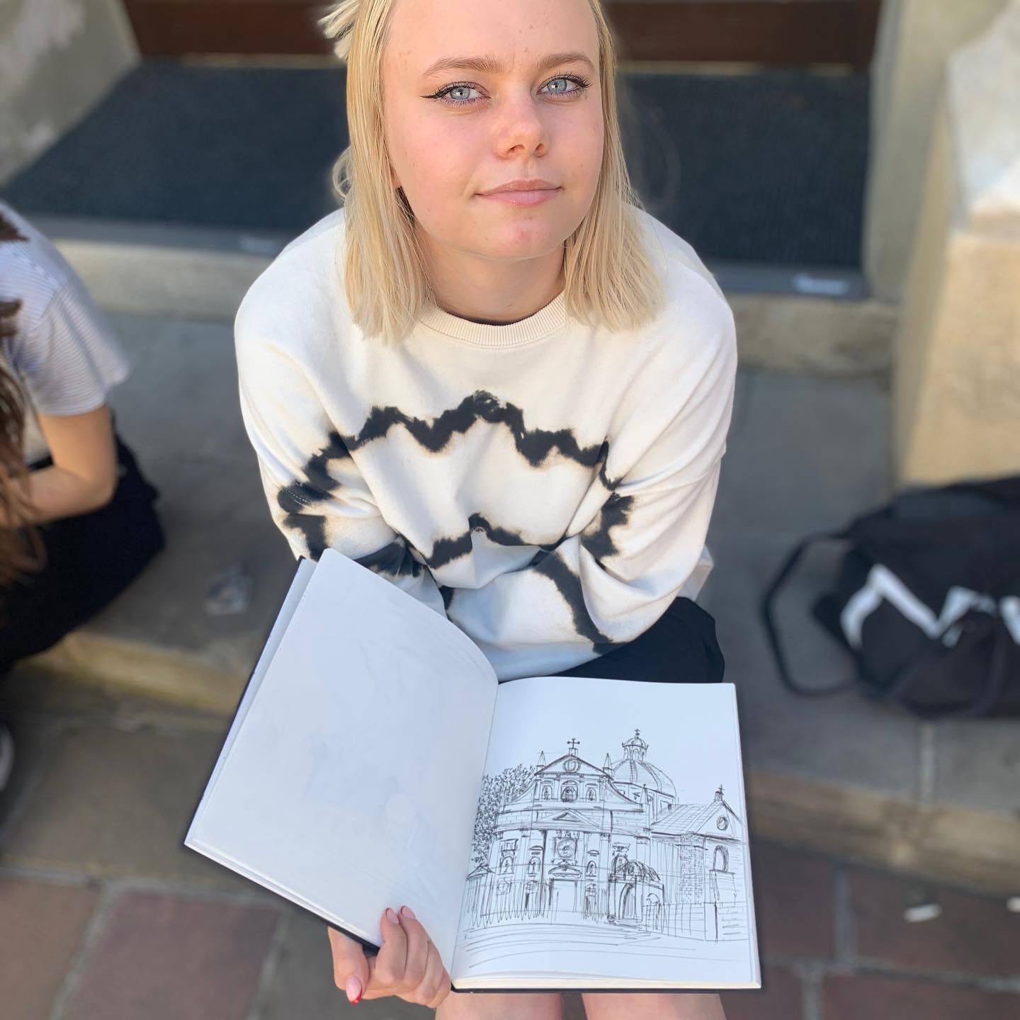 Rysunek z elementami grafiki i malarstwa