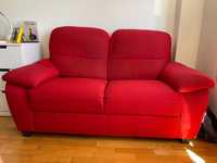 Sofá de 2 lugares - Tecido vermelho