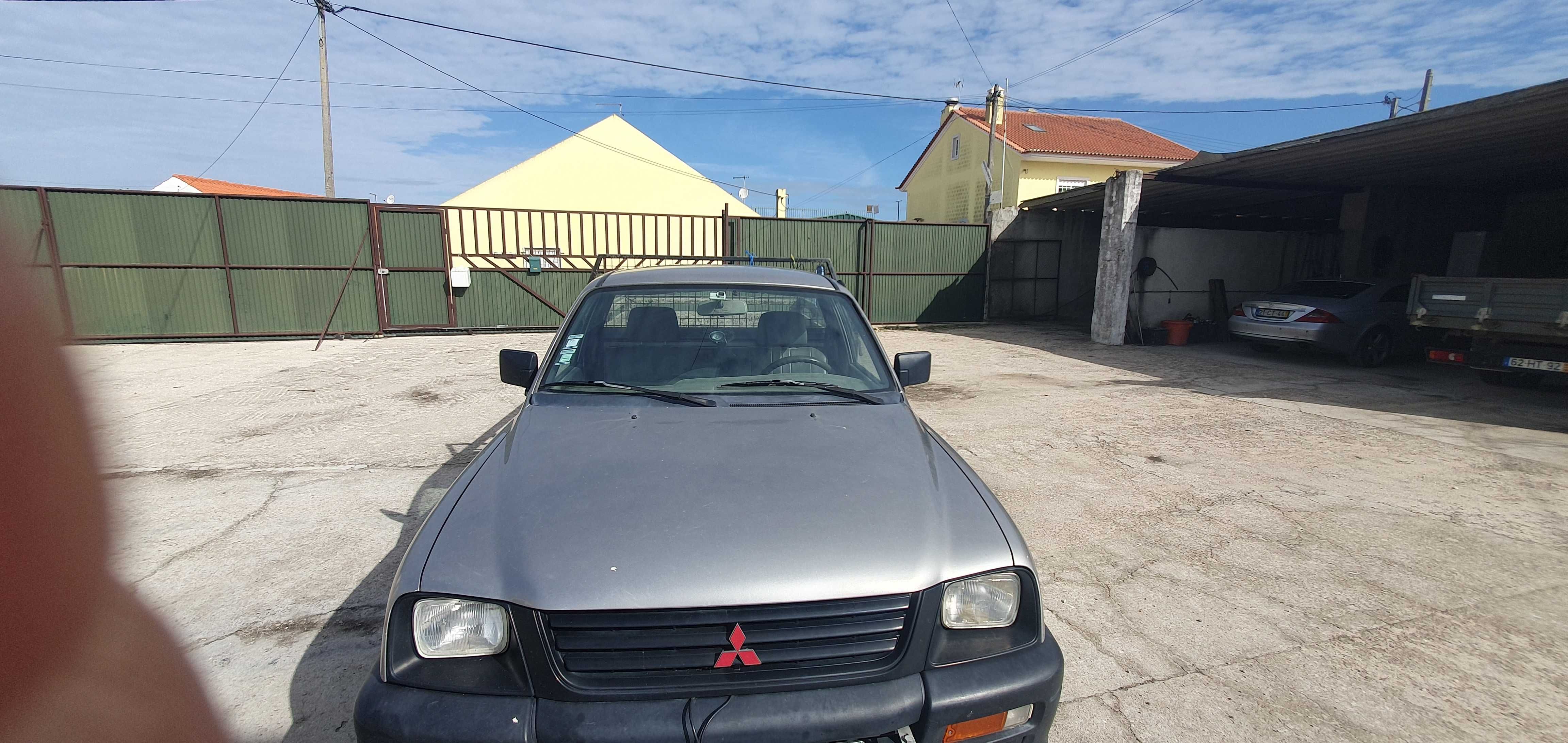 mitsubishi  l 200 venda ou troca