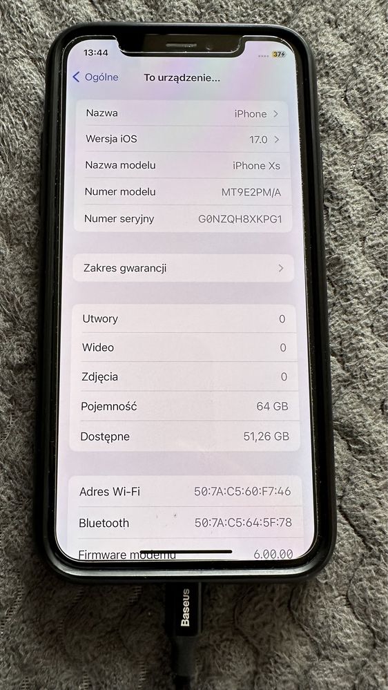 iPhone Xs 64GB Space Gray