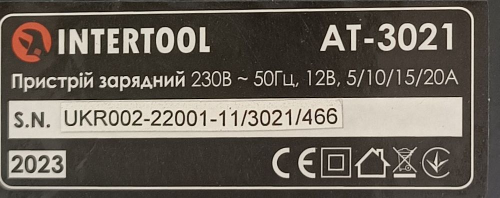 Продам зарядное устройство интертул  АТ-3021