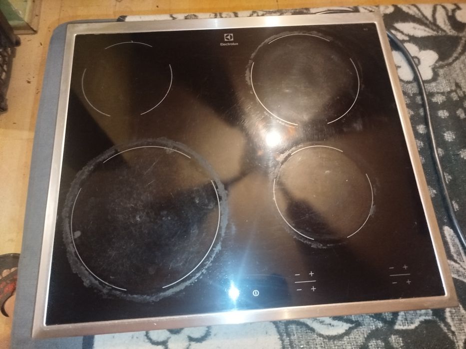 Sprzedam płytę indukcyjna Electrolux. Cena do negocjacji