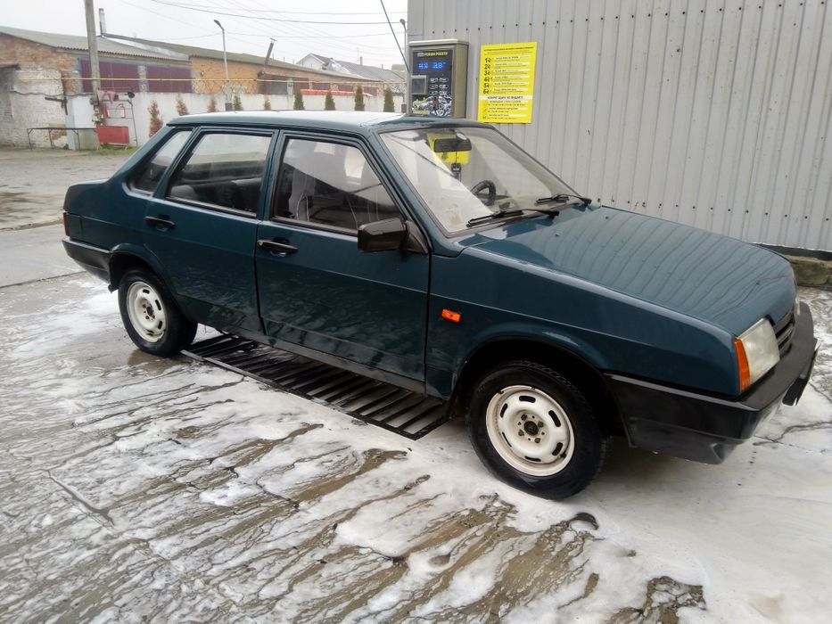 Ваз 2199 на повному ходу