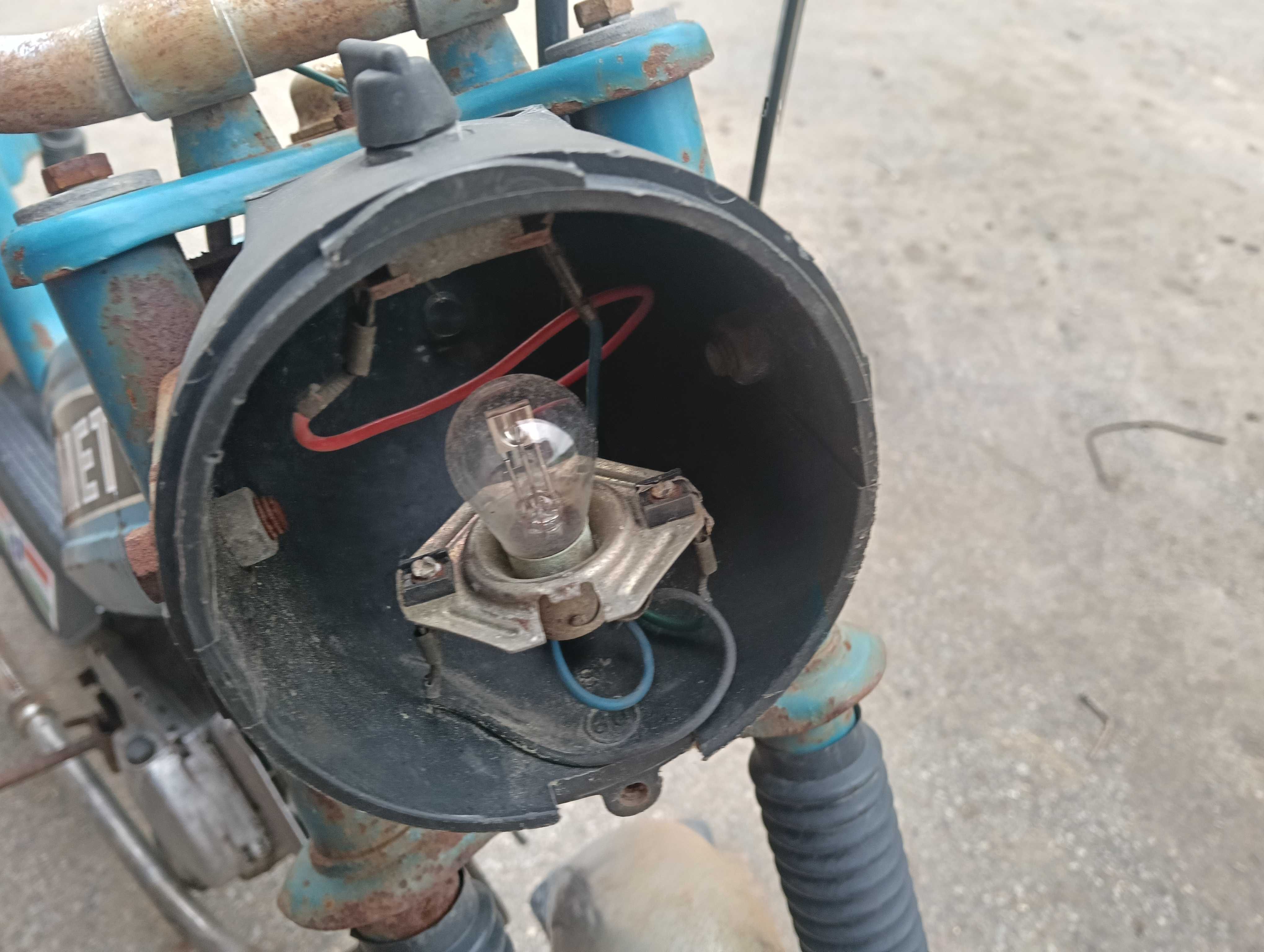 Korpus Lampy Skorupa Romet Kadet Komar Pony Motorynka WYSYŁKA Lampa