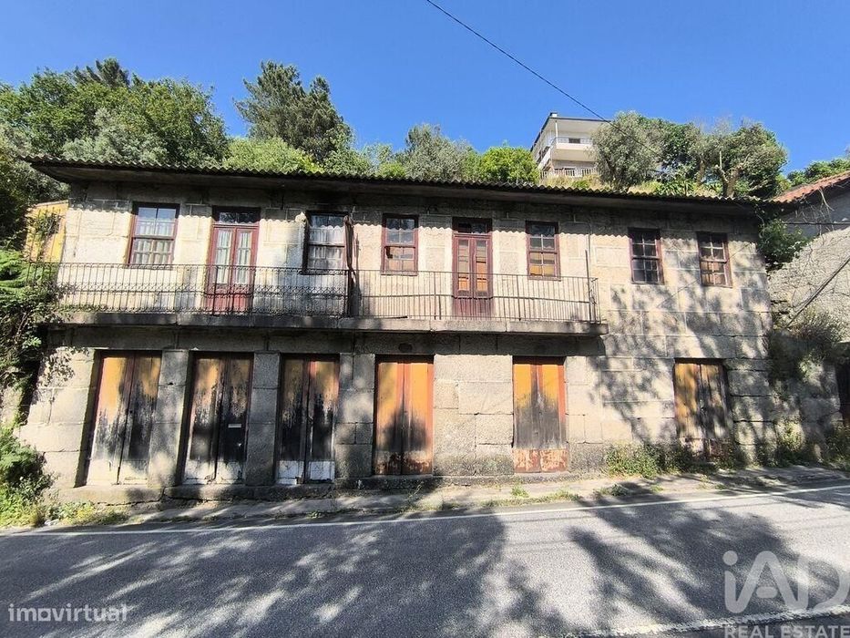 Moradia isolada em Lufrei de 98,5 m2