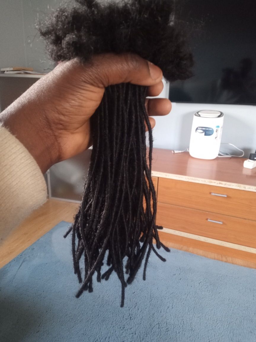Rastas 100% Natural , temos tamangos médios e longo
