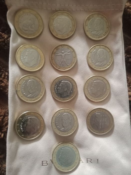 13 євро монет по 1 євро