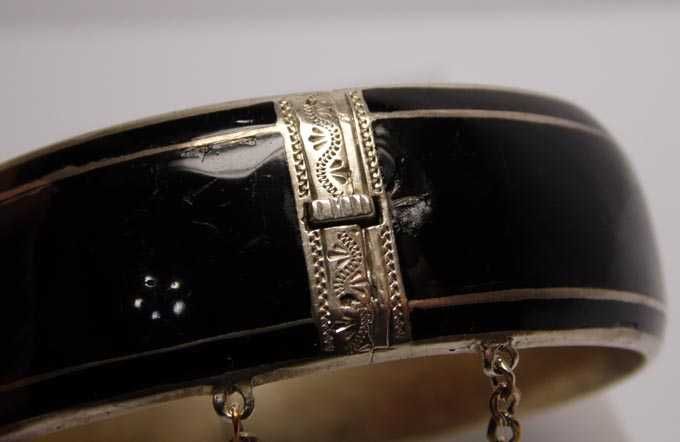 Biedermeier XIX w. bransoletka koło czarna emalia gwiazda z pereł.