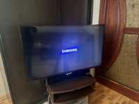 Телевизор LED Samsung UE42F5020AK