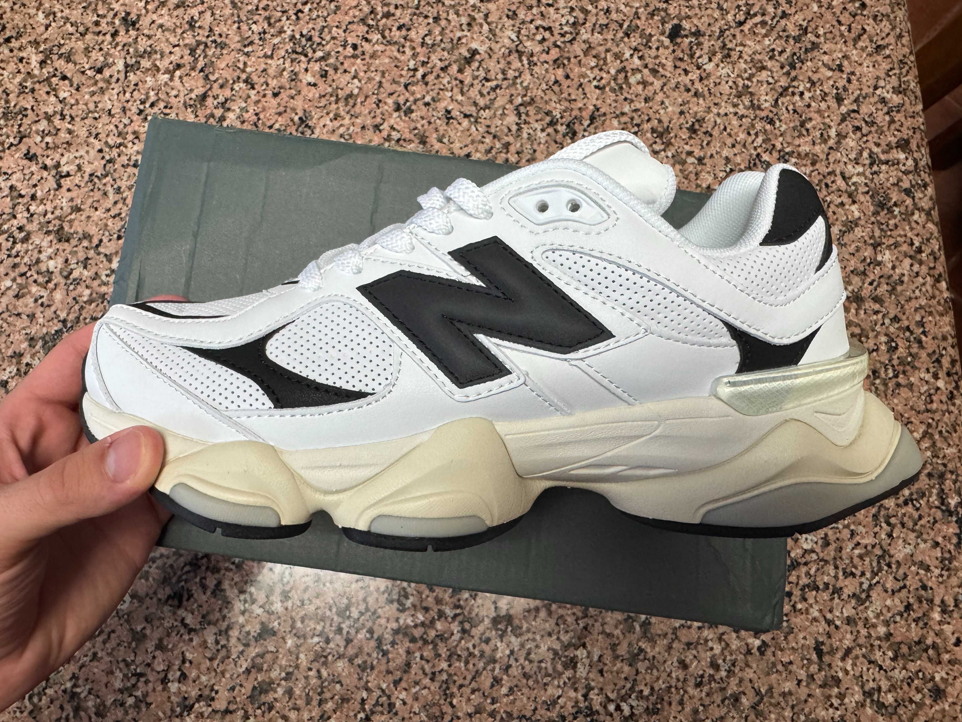 New Balance 9060