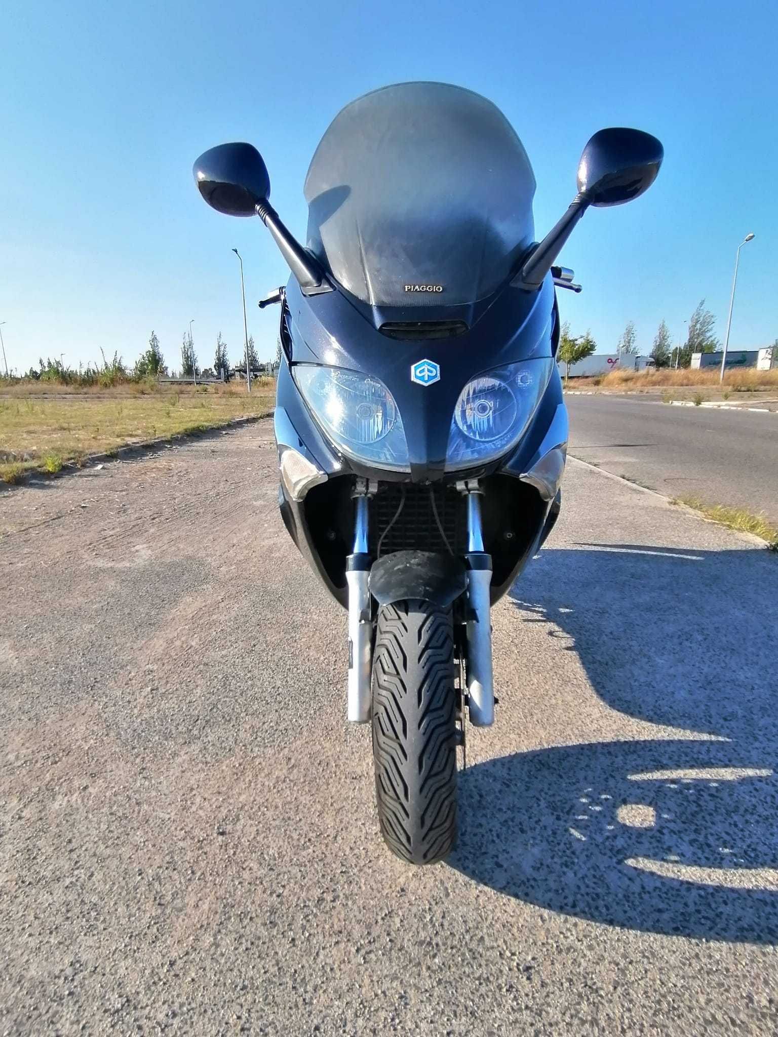 Ótimo preço!!! Só até Domingo.Piaggio Xevo 400 ie