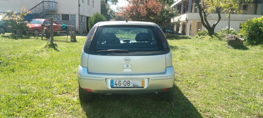 Opel Corsa Sport Nacional