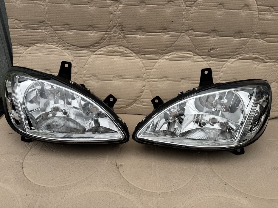 Фара нова на Mercedes-Benz VITO/Viano W639.