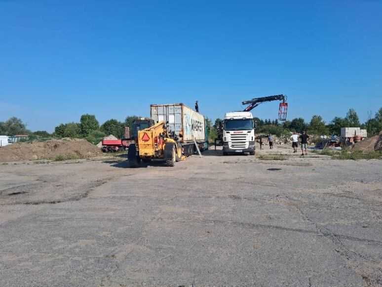 Sprzedam Kontener Morski 40 HC Plus Transport i Rozładunek