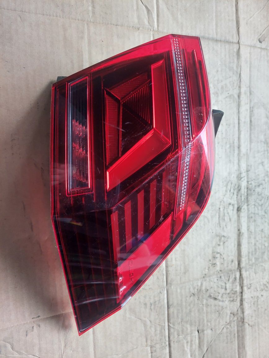 Lampa prawa prawy tył VW Tiguan II LIFT LED