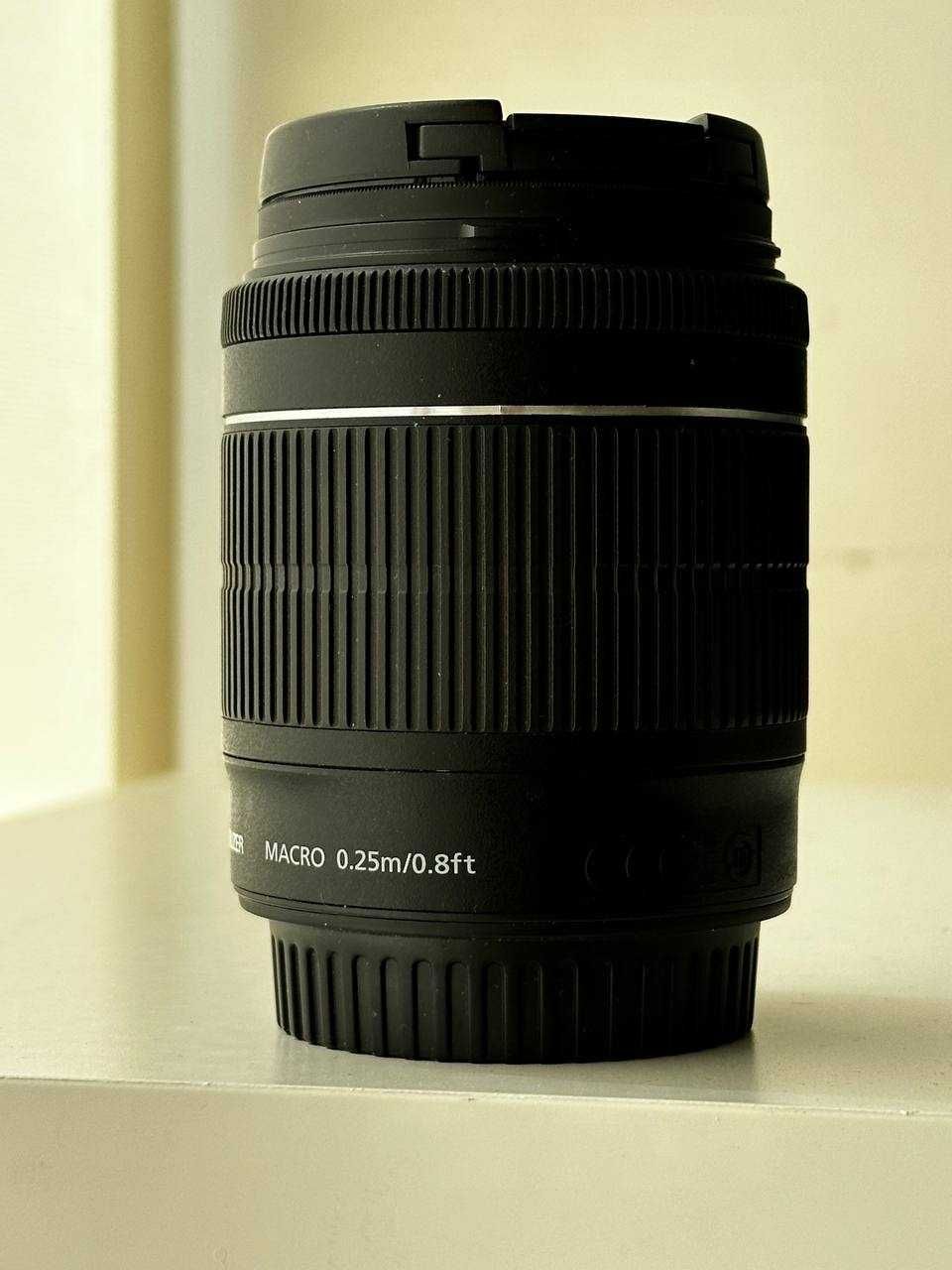 Об'єктив/Объектив Canon EF-S 18-55mm f/3.5-5.6 IS STM (Kit) Zoom