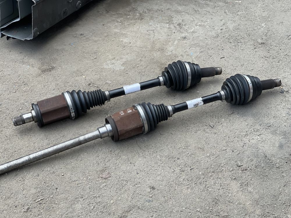 Полуось Привод шрус BMW X5 E70 F15 Передняя Задняя БМВ Х5 Е70 Ф15 Ф25