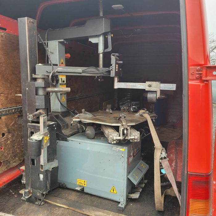 Montażownica do opon Evert z przystawka do Run Flat mało używana