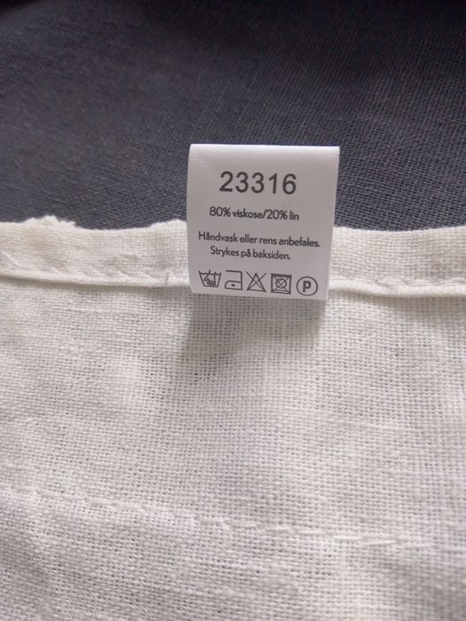 Obrusy biały lub grafitowy