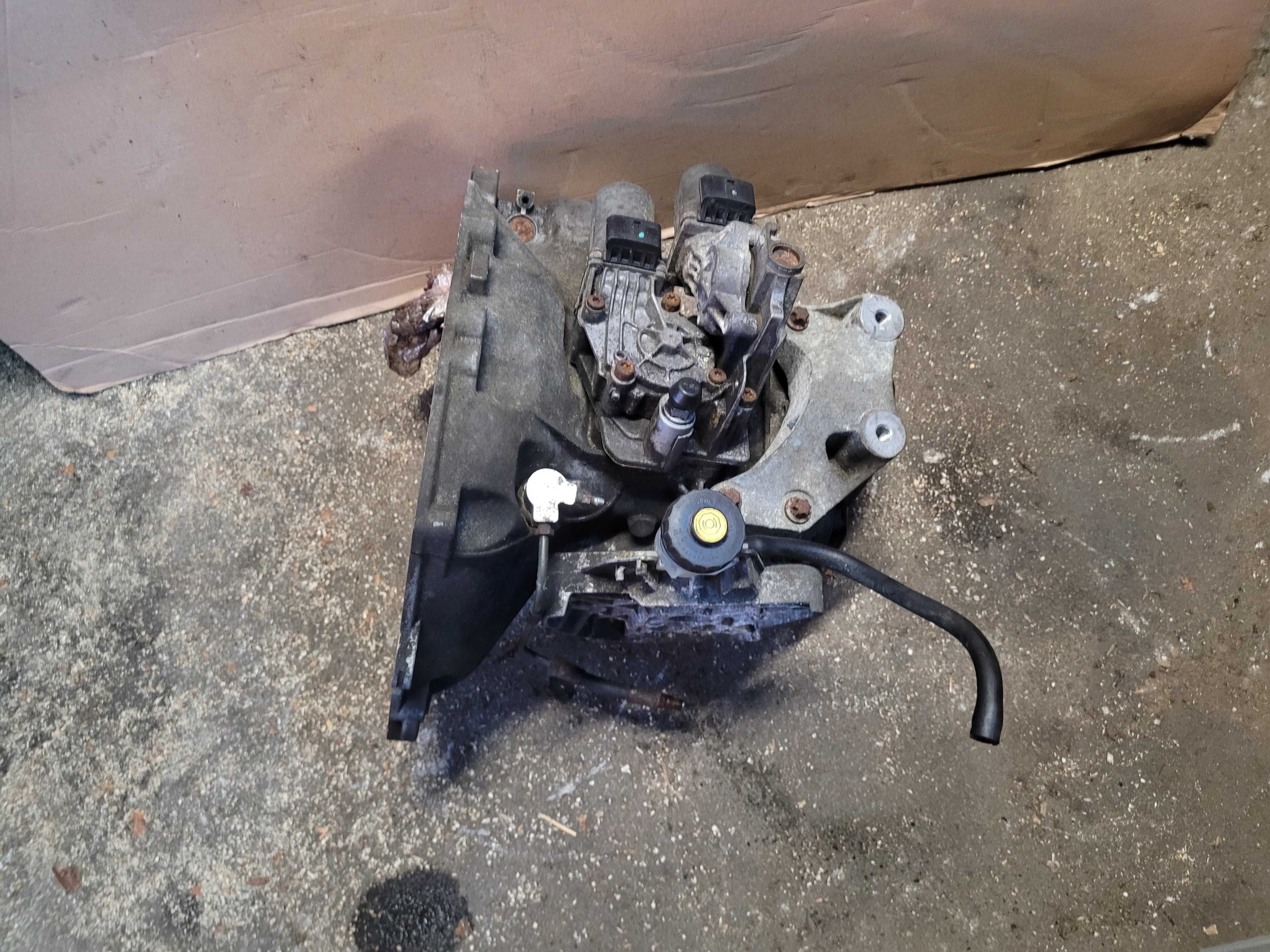 Skrzynia biegów manual OPEL CORSA D 1.2 1.4 16V Z12XEP Z14XEP F13MW418
