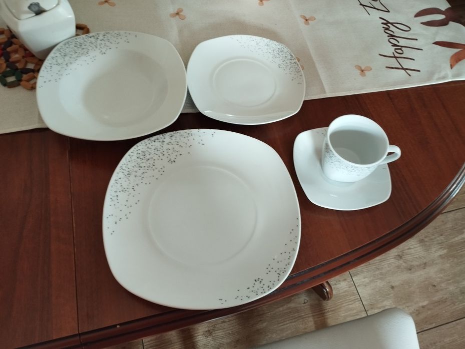 Zestawy obiadowo kawowe