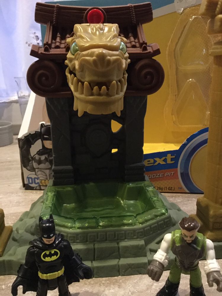 Fisher Price - Imaginext DC Super Friends: Batman Ooze Pit batman baza