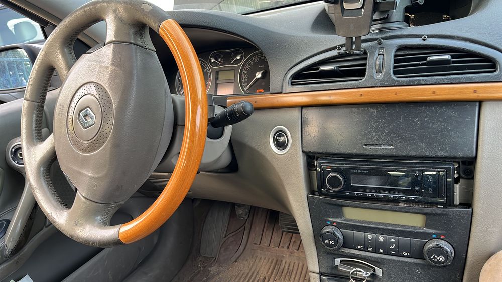 Renault laguna 02
