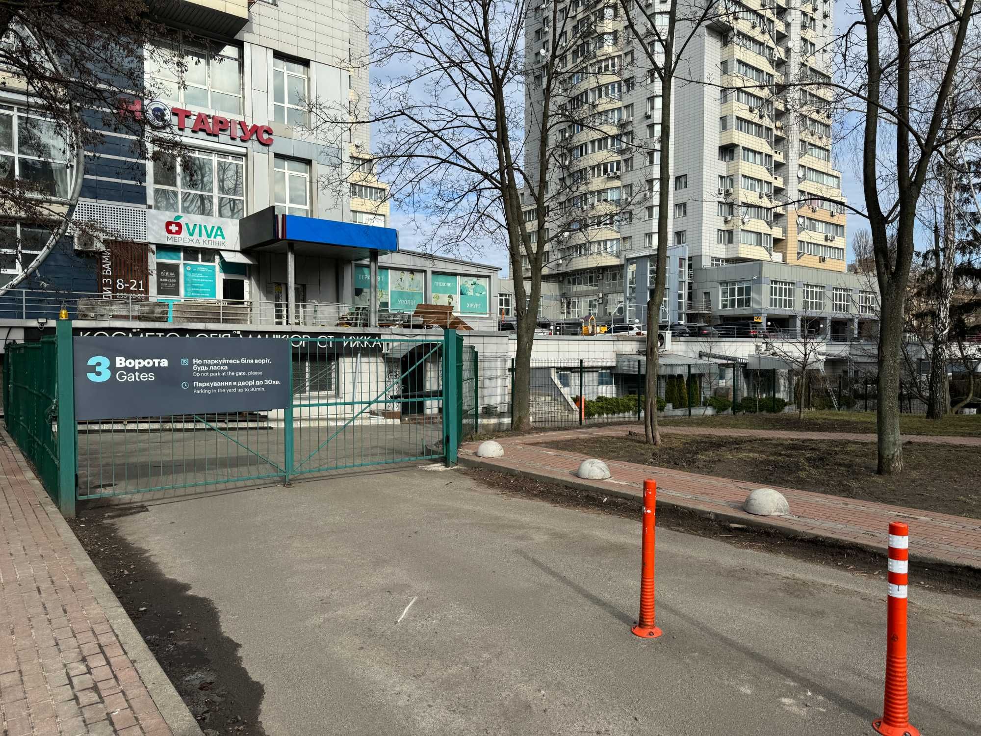 Оренда машиномісць в підземному паркінгу, Шулявський міст Гетьмана 1