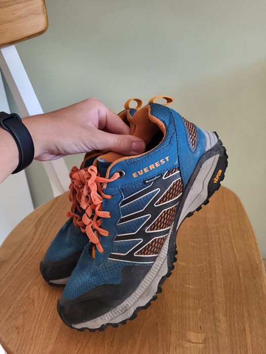 Трекінгові кросівки, розмір 37