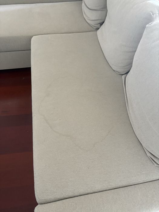 Sofá FRIHETEN cor beje (com cama e arrumaçao)