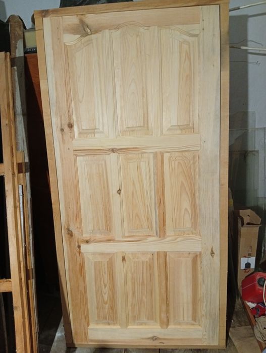 Двері з коробкою