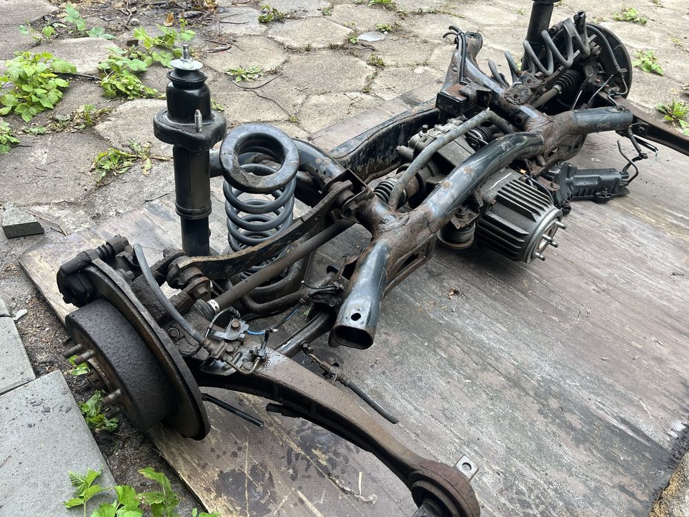 Kompletne zawieszenie tył dyfer DiD Mitsubishi outlander II c-crosser