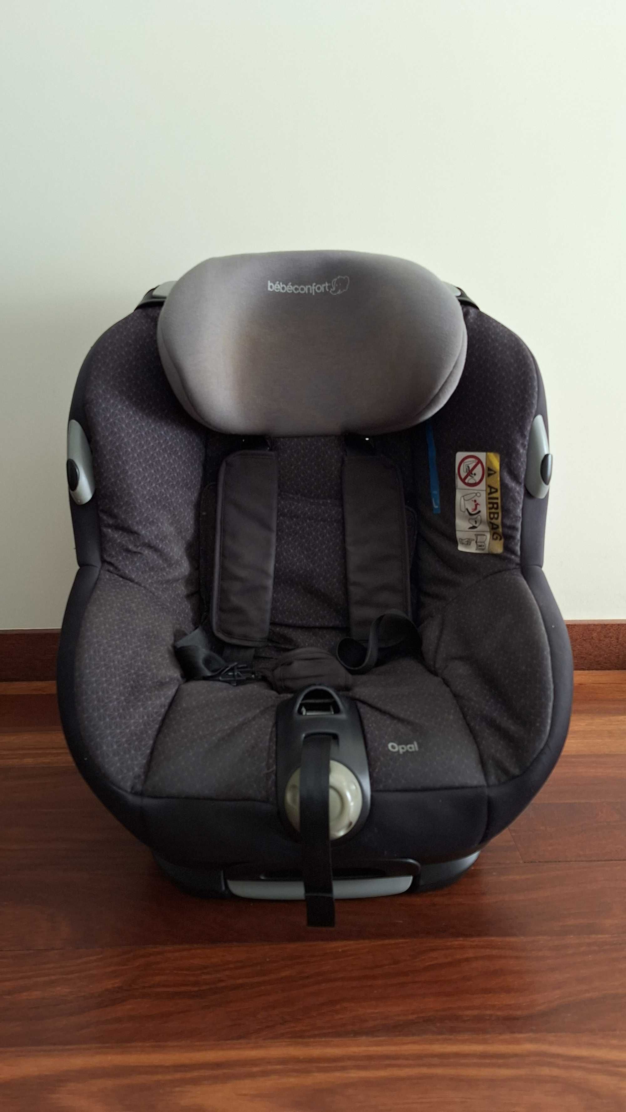 Cadeira auto Bebé Confort Opal com Isofix