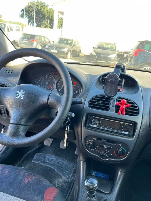 Peugeot 206 - Preço Negociável