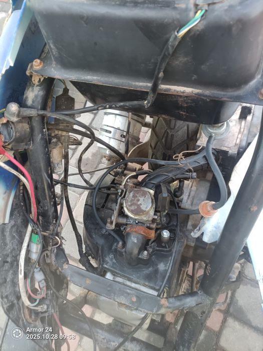 Продам скутер цілком або по запчастях