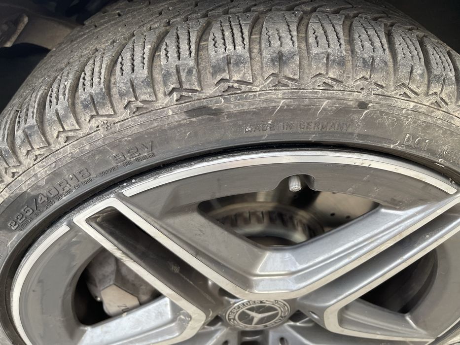 Zimowe 245/45 R17 99V Mercedes E klasse