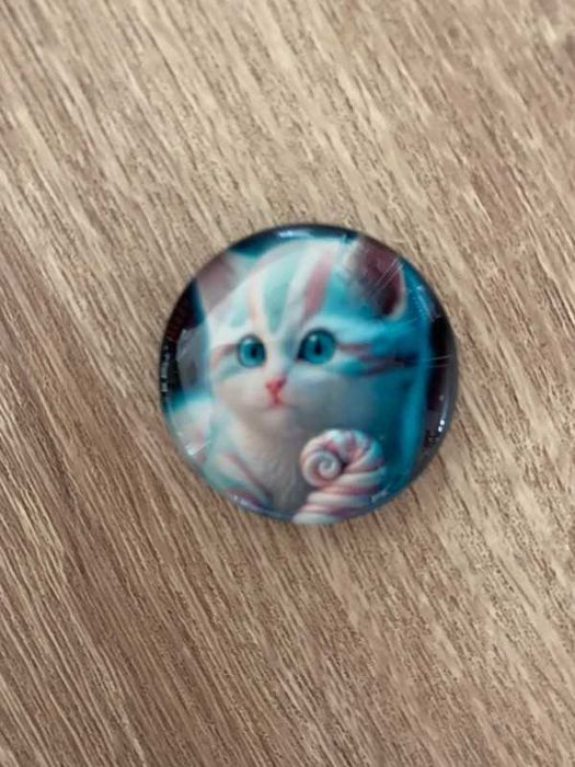 Komplet 4 nowych trójwymiarowych magnesów na lodówkę z kotami