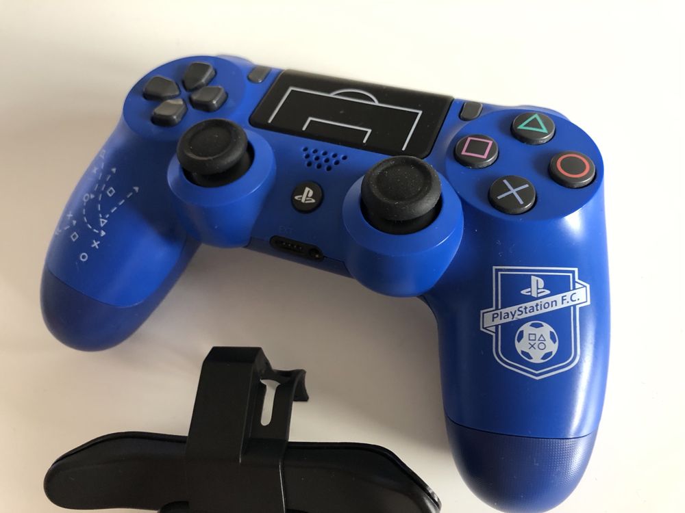 Pad ps4 edycja F.C. Plus nasadka z dodatkowymi przyciskami