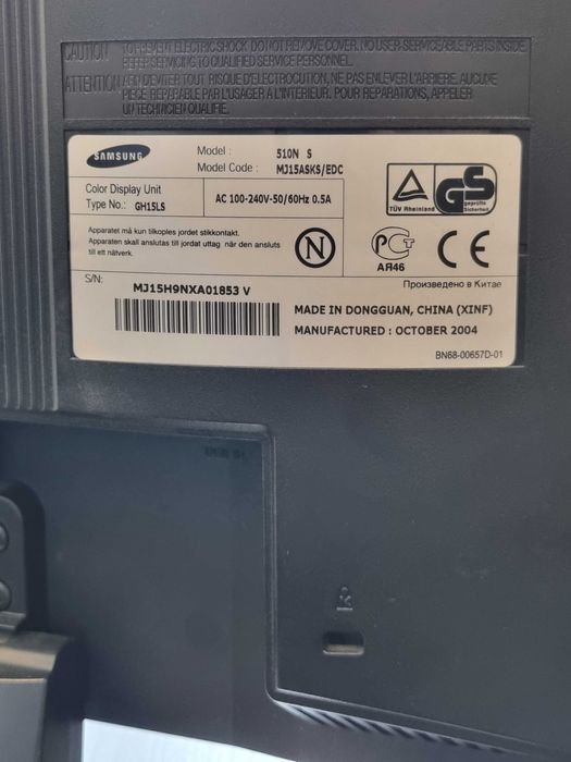 Conjunto de 2 Monitores (Samsung + LG) - 10 €, Vendo Rápido