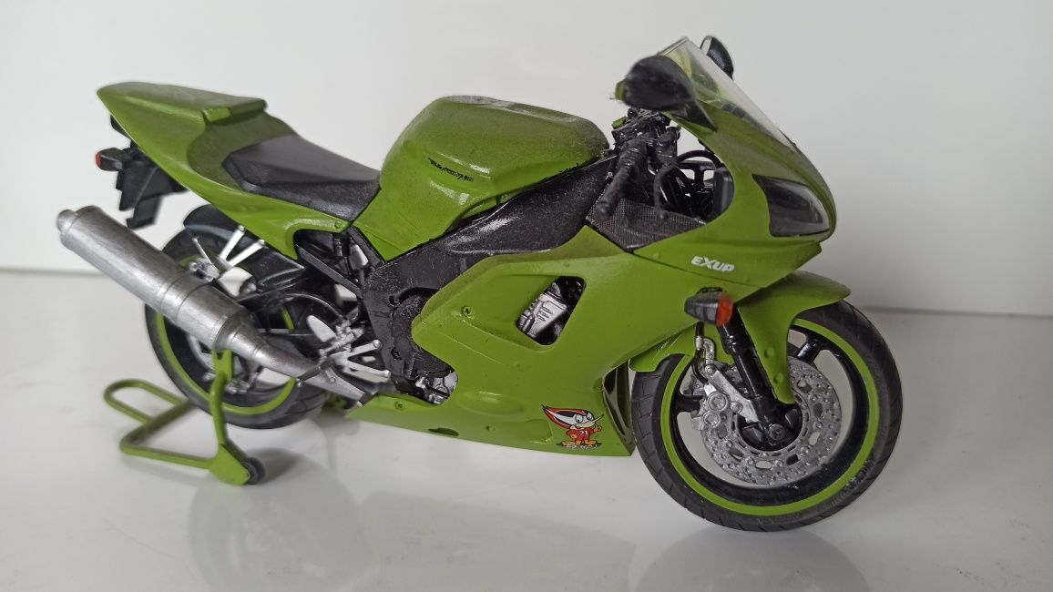 Yamaha YZF-R1 1:12 model zlozony
108,96 zł
+11,99 zł za wysyłkę
Allegr