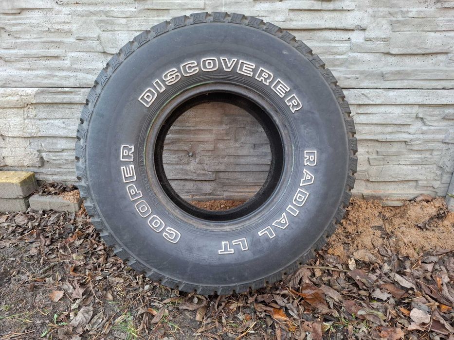 Opona DISCOVERER 33x12,50 R15