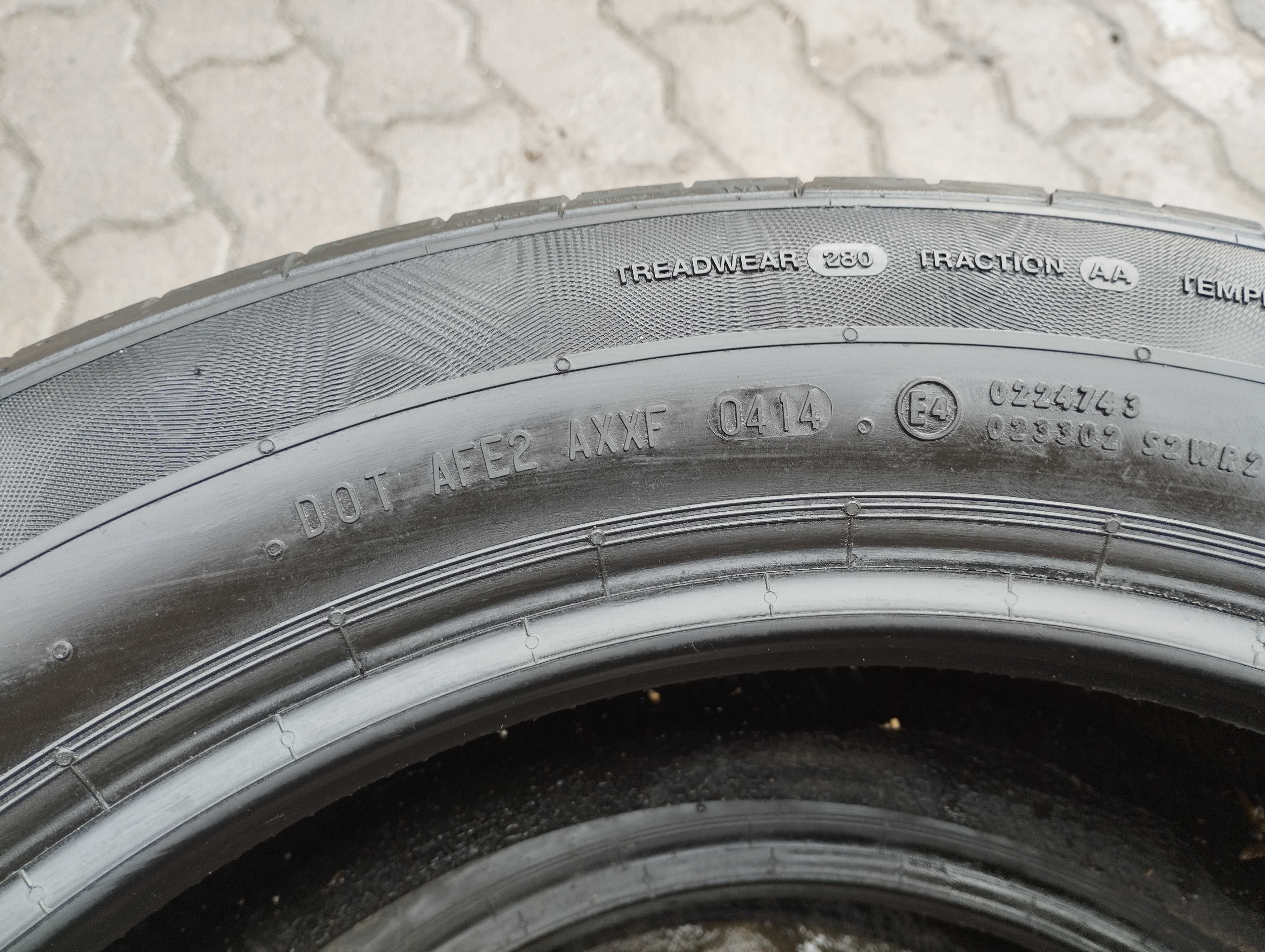 шини резина 215/55 R18 Continental