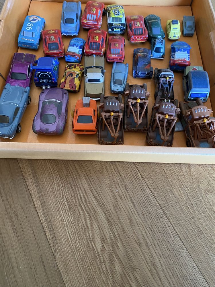 Coleção de Carrinhos Cars (Disney/Pixar)- Venda Unitária (2€/unidade)