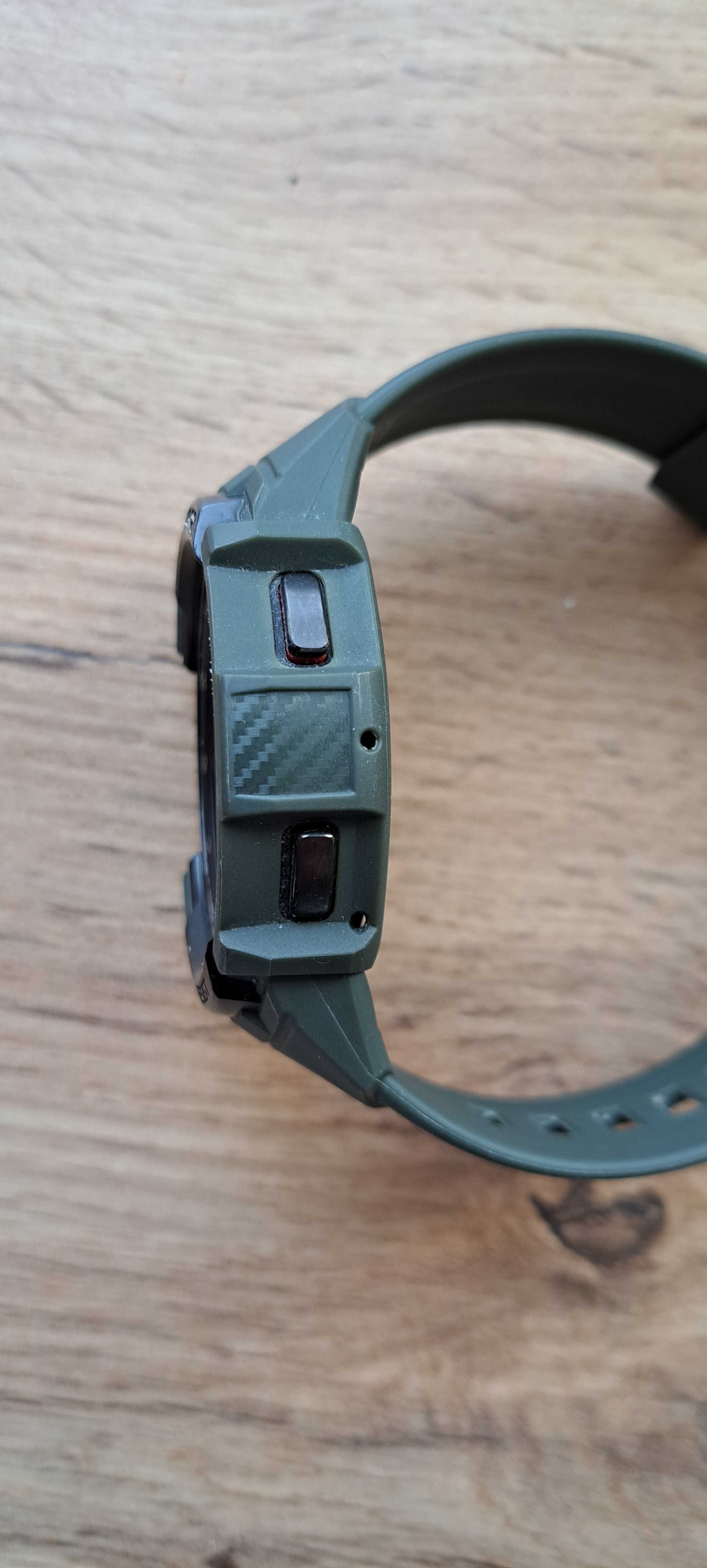 Samsung Galaxy Watch4 Classic + etui Spigen