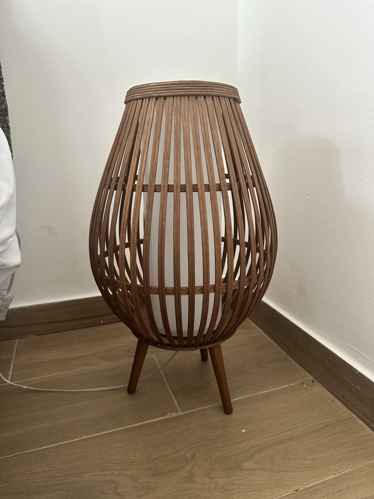 Lampada madeira Dani
